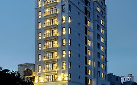 Khách Sạn&Spa Luân Đôn Hà Nội